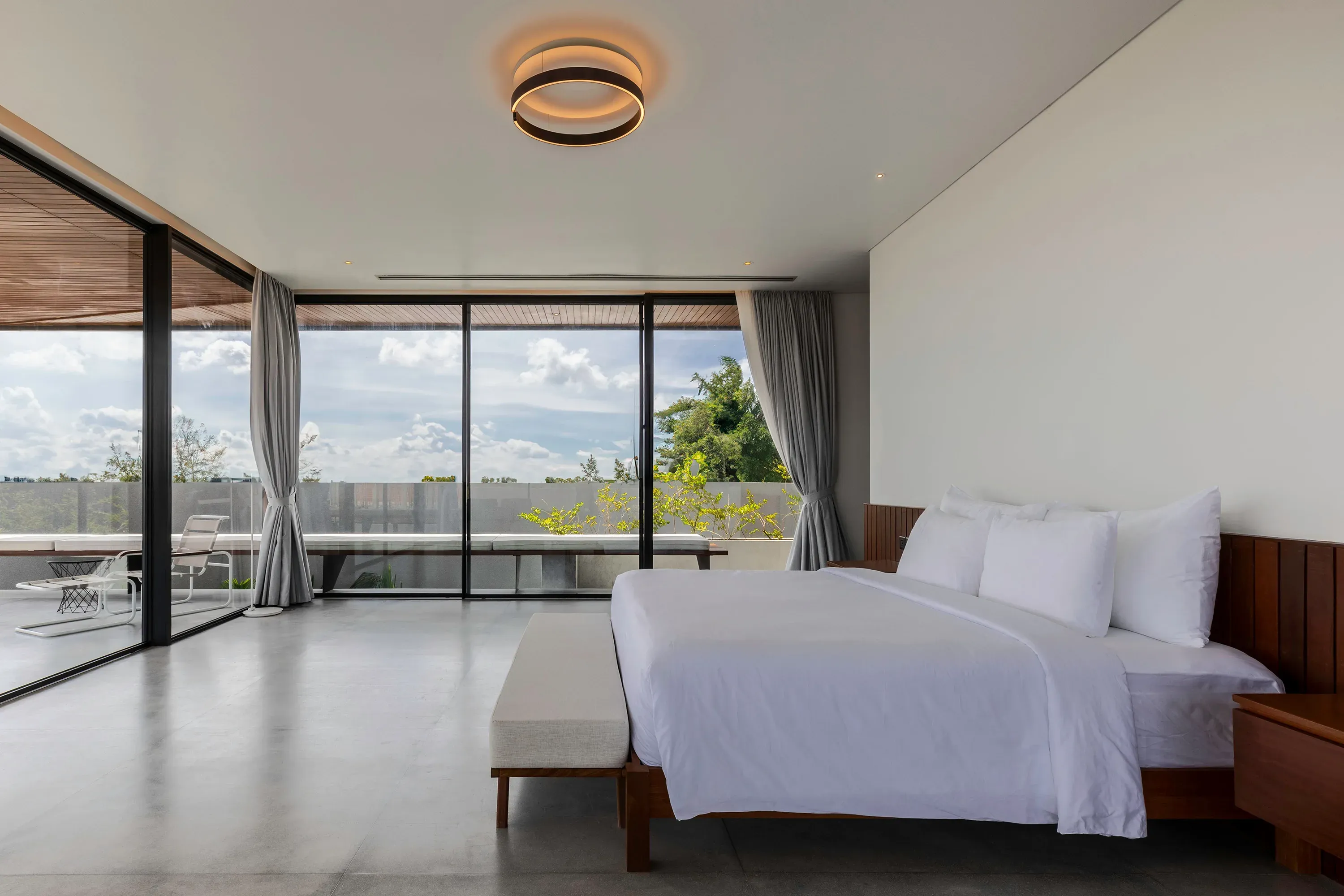 Aurora Secondary Master Suite